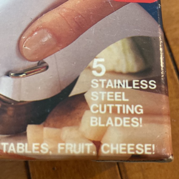 Never been used - Rolling Slicer by Emson. Vintage piece! - Picture 6 of 6